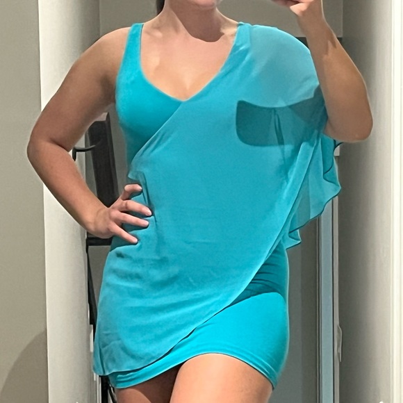 SELLING 3 BEBE bodycon dresses - Picture 6 of 8